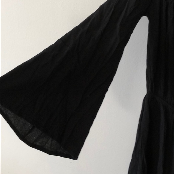 Off-the-shoulder black romper - Picture 5 of 5